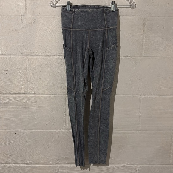 Lululemon Fast and Free High Rise Tight 25" Ice Dye Ice Wash Asphalt Grey size 2 - Picture 4 of 9